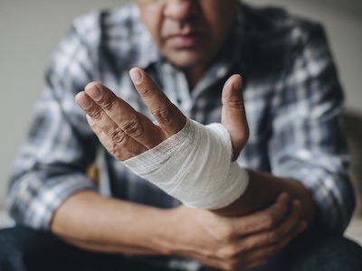 Injured man wondering if he can receive disability if hurt outside of work by disability apply houston texas